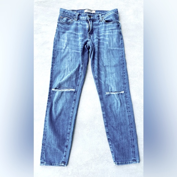 Lucky Brand Denim - LEGEND LUCKY BRAND skinny cigarette JEANS SIZE 2/26.